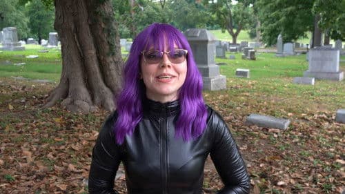 Debbie Does Demons Bild 6