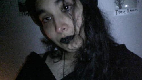 You're Reminded As You Fall Asleep Bild 1