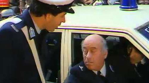 Τρελλοκομείον η "Ελλάς" Bild 3