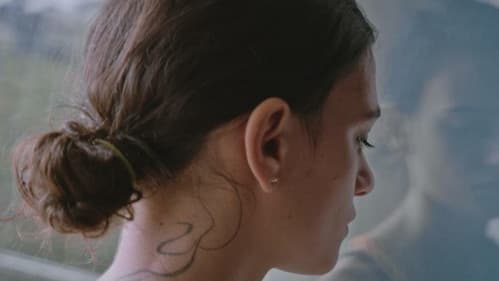 Aynı İpte Asılı Bild 1