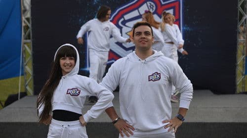 Luccas Neto em: Acampamento de Férias 3 Bild 2