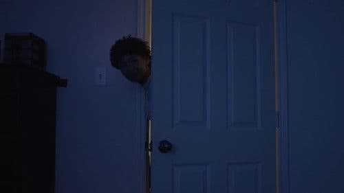 She Screams at Night Bild 4