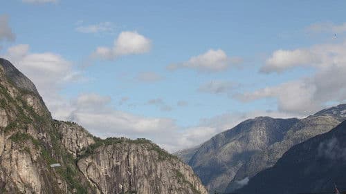 Durch die Wildnis – Das Abenteuer Deines Lebens Bild 1