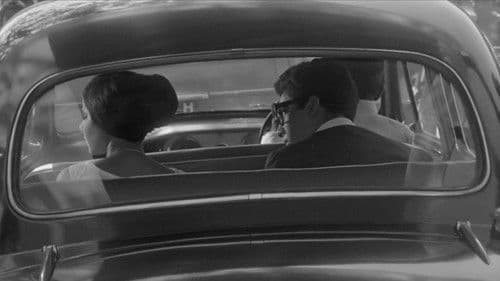 The Glass Pane Bild 1