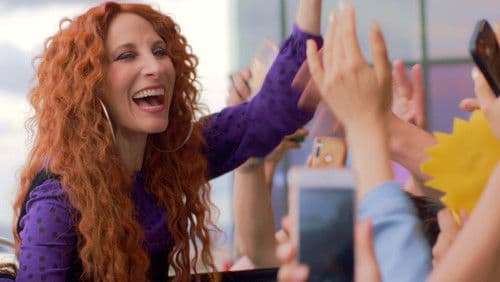 Señora Influencer Bild 3