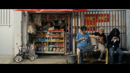 Whispers Of Red Bild 5