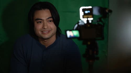 Asian Male Lead Bild 1