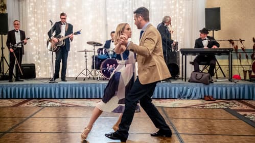 Love at First Dance Bild 5