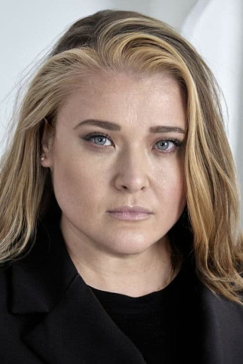 Анна Захарова