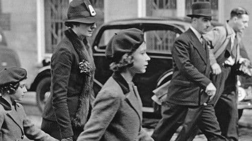 Our Queen at War Bild 5