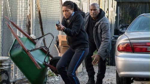 Black and Blue - Überlebe die Nacht Bild 4