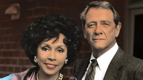 Murder in Black and White Bild 3