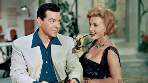 Serenade einer großen Liebe Bild 1