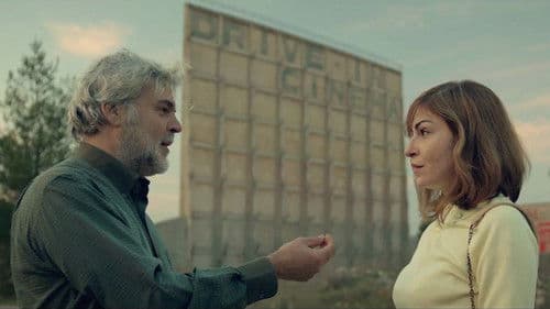 Τρεις Αυγουλιέρες, Παραλίγο Τέσσερις Bild 1