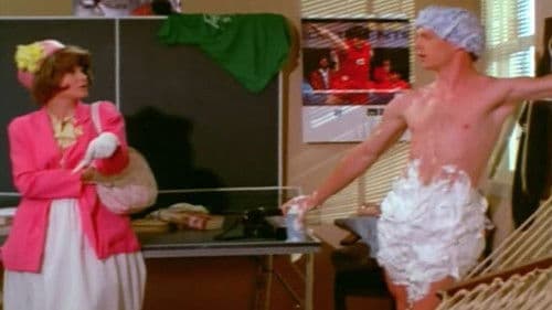 Nice Girls Don't Explode Bild 1