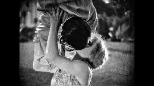 Mädchen am Kreuz Bild 1