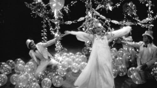 Scarecrow in a Garden of Cucumbers Bild 2