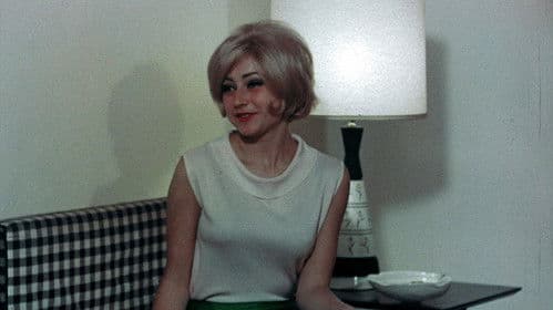 Nackt im Sommerwind Bild 2