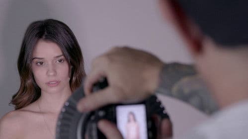 Hot Girls Wanted: Turned On Bild 2