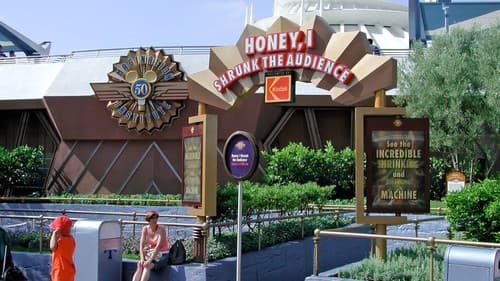 Honey, I Shrunk the Audience! Bild 2