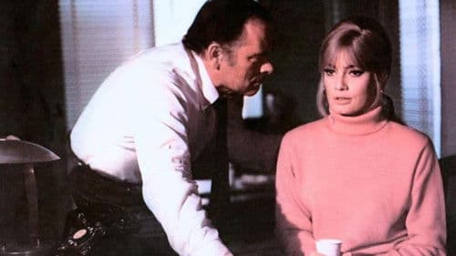 Nackt über Leichen Bild 7