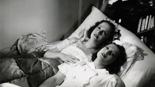 Két lány az utcán Bild 2