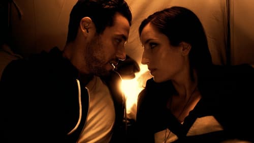 Stuck Between Stations Bild 1