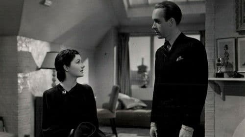 Girl in the News Bild 1