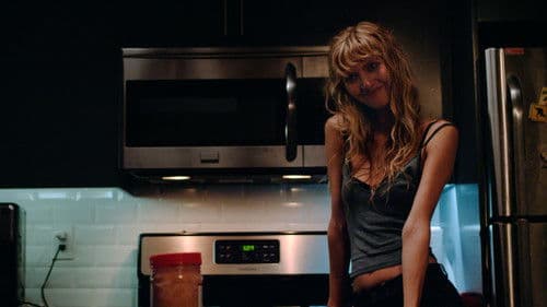 Chloe at Nightfall Bild 1