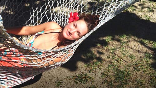 Missing in Paradise: Searching for Sarm Bild 1