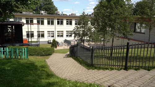 Give Me a Break Bild 4