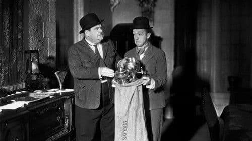 Dick und Doof als Einbrecher Bild 2