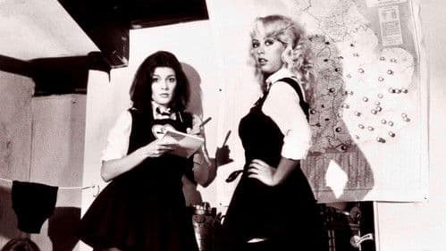 The Wildcats of St Trinian's Bild 1