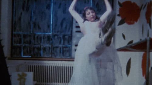 Rote Ohren fetzen durch Asche Bild 4