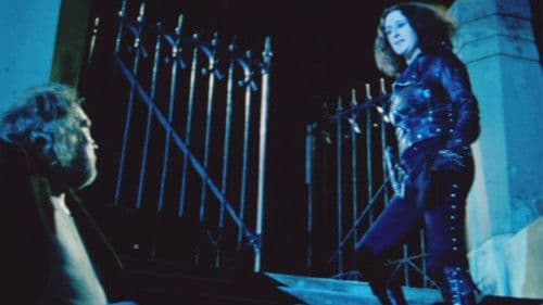 The Night, the Prowler Bild 1