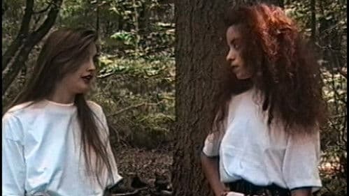 Female Mercenaries on Zombie Island Bild 2