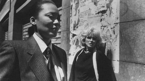 She Must Be Seeing Things Bild 2