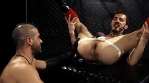 Fist and Piss Bild 1