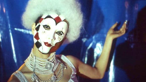 Strange Circus Bild 2