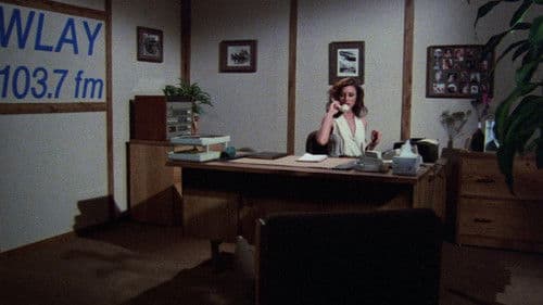 Slip Into Silk Bild 6