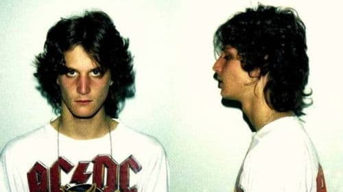 Satan in the Suburbs Bild 1