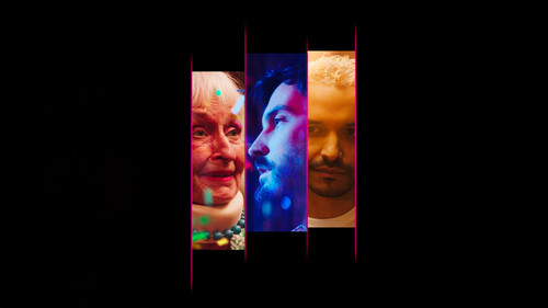 We Three Queens Bild 1