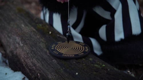 Ghosts in the Graveyard: Pure Pandemonium Bild 1