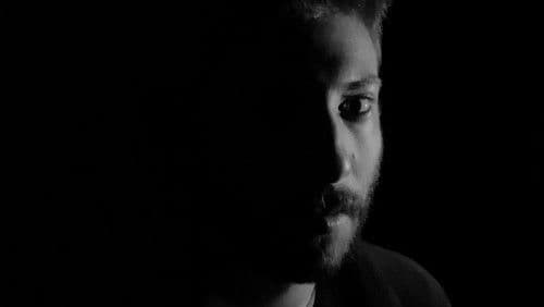 Paranoid: A Chant Bild 4