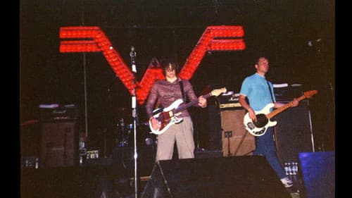 Weezer: Mykel and Carli Benefit Show Bild 1