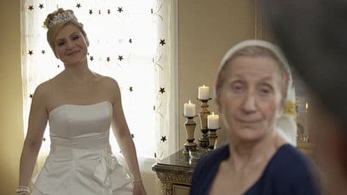 Growing Up Fat & Albanian Bild 1