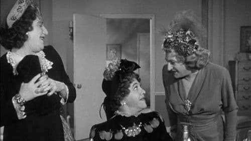 Self Made Maids Bild 1