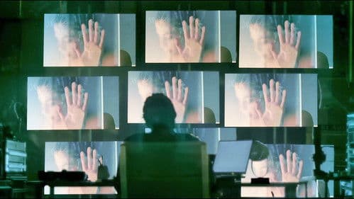 Hacked - Kein Leben ist sicher Bild 4