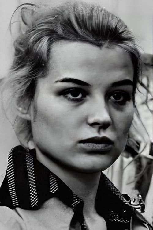 Аня Пенчева