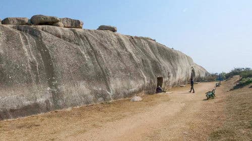 Barabar : Le Site archéologique du futur Bild 1